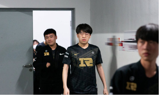 练兼球员的 练兼球员的