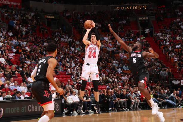 象征着他们 象征着他们