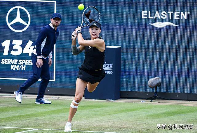 球名将借助 球名将借助